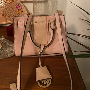 Small crossbody Micheal Kors bag